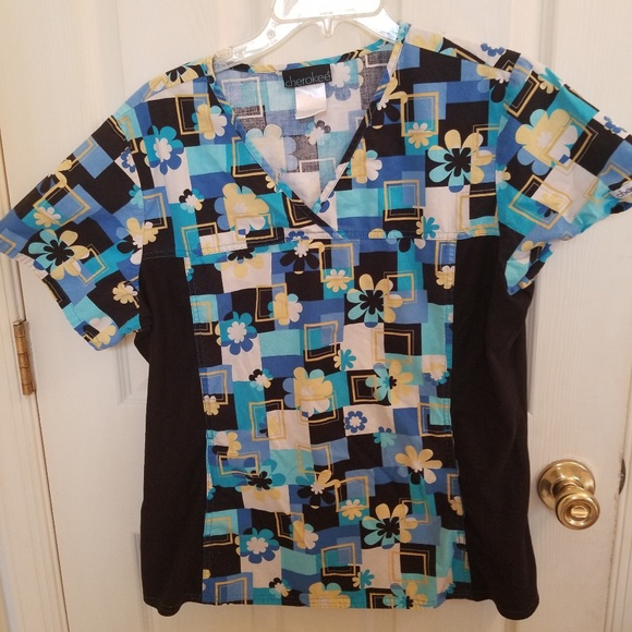 4 large Cherokee Scrub Tops - Picture 1 of 4